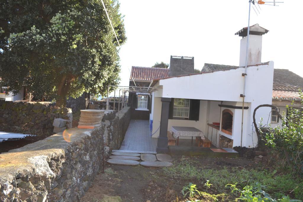 Гостевой дом Casa Doce Mar Feteira  Экстерьер фото