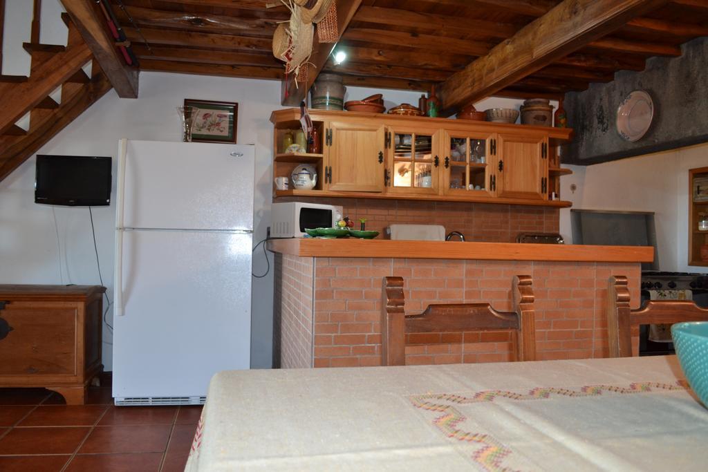Гостевой дом Casa Doce Mar Feteira  Экстерьер фото